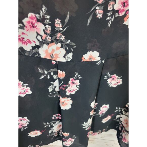 Torrid Black Floral Print Georgette Scoop Neck Flutter Sleeve Top Size XXL - Picture 9 of 10